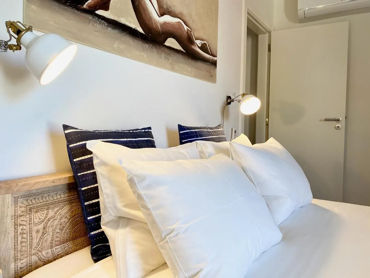 Unique Apartment By Myplaceforyou, In The Center Of Lisbon With Views Over The City And The Tagus River