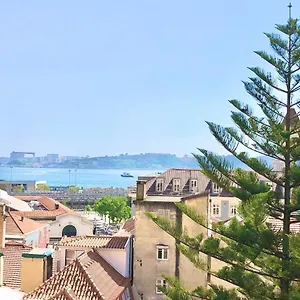 Frank's House & Happy Downtown Lissabon