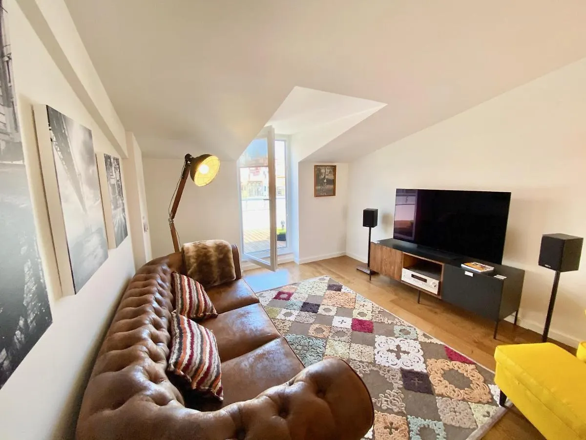 Myplaceforyou: Central Lisbon Apartment with City and Tagus Views